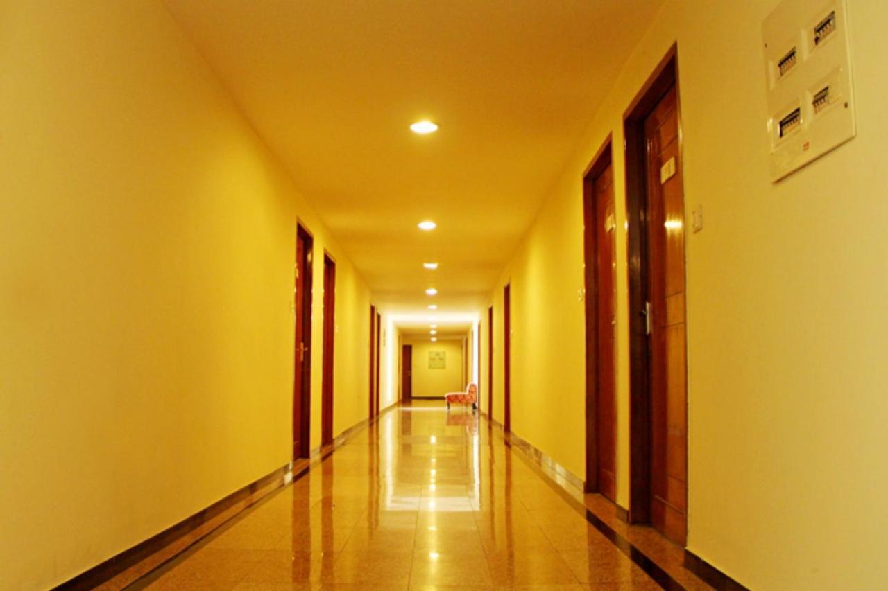 Hotel Parklane Haidarábád Kültér fotó
